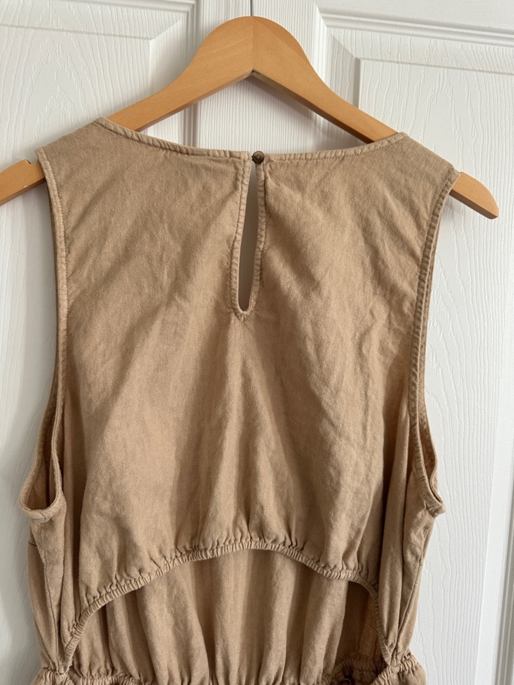Sleeveless Universal Thread V-Neck Wide-Leg Jumpsuit in Tan - Picture 7 of 11